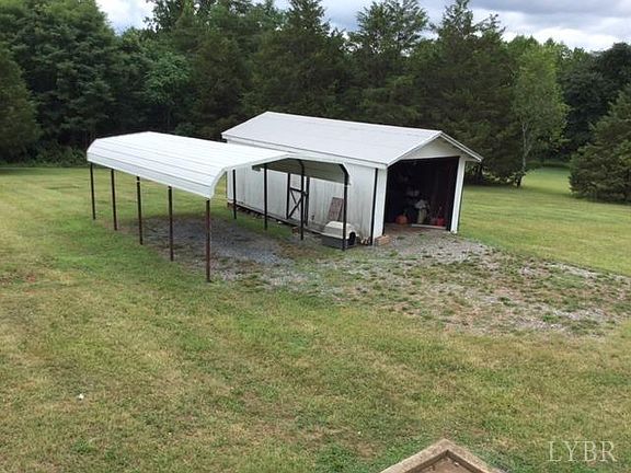 5th image of 214 Woodridge Dr