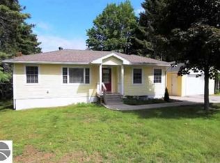 1378 N West Silver Lake Rd, Traverse City, MI 49685