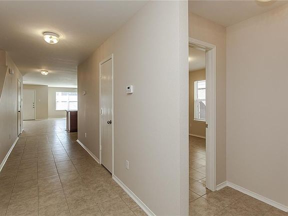4th image of 4913 Wild Oats Dr