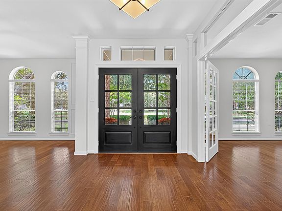 4th image of 10322 Shipmans Landing Drive
