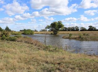 131 Fisher Rd, Bowie, TX 76230