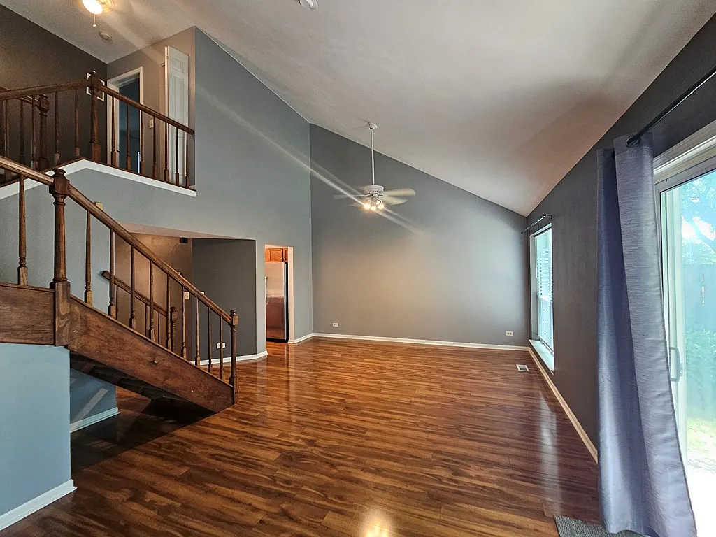3 bed, 1.5 bath, 1497 sqft, $2,650 — Photo 4