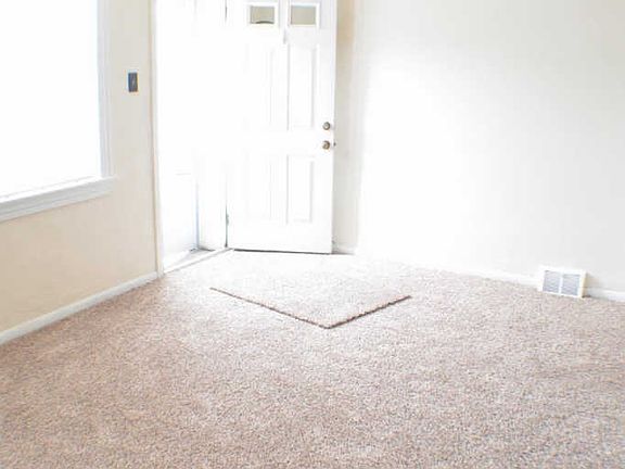 3rd image of 3793 Cresson St #1
