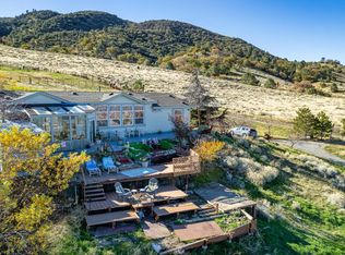 19322 Tucker Rd, Tehachapi, CA 93561