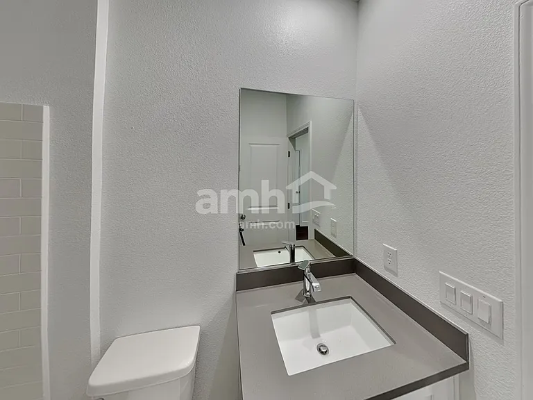 4753 Tire Swing St — Photo 14