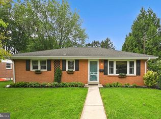 125 S Center Ave, Palmyra, PA 17078