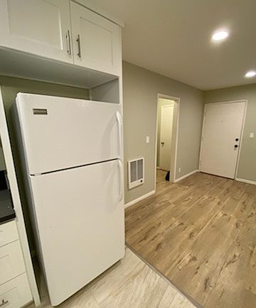 4th image of 3224 Chapman St #5