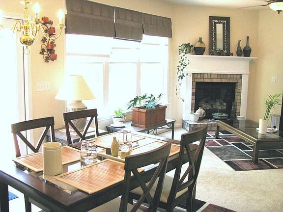 3rd image of 31 Jekyll Dr #8