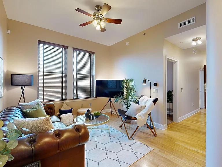 264 S Main St #302 — Photo 1