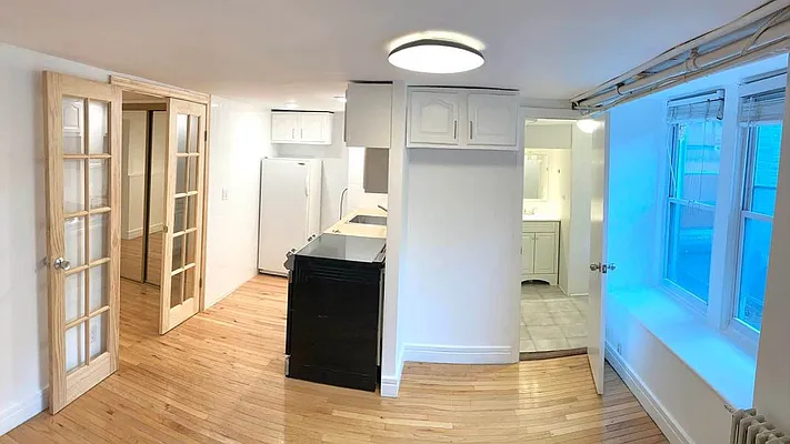 Rented by Brooklyn Real Estate Services | media 2