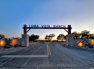 1045 S Shapen Springs Rd #142, Kerrville, TX 78028