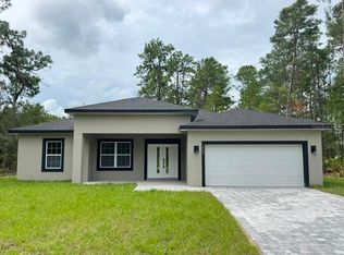 1458 W Landmark Dr, Citrus Springs, FL 34434
