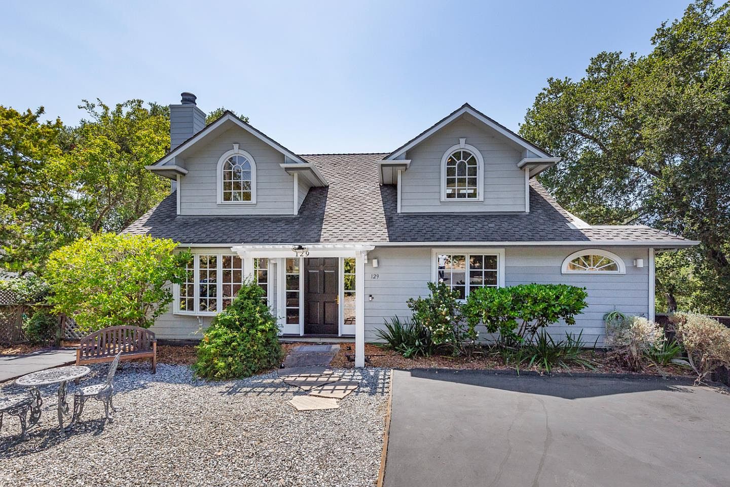 129 Hillside Dr, Woodside, CA 94062 | MLS #ML82020106 | Zillow