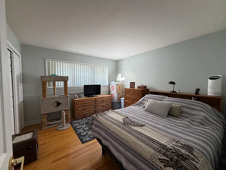 167 E Palatine Rd #I — Photo 7