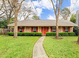8006 Twin Hills Dr, Houston, TX 77071