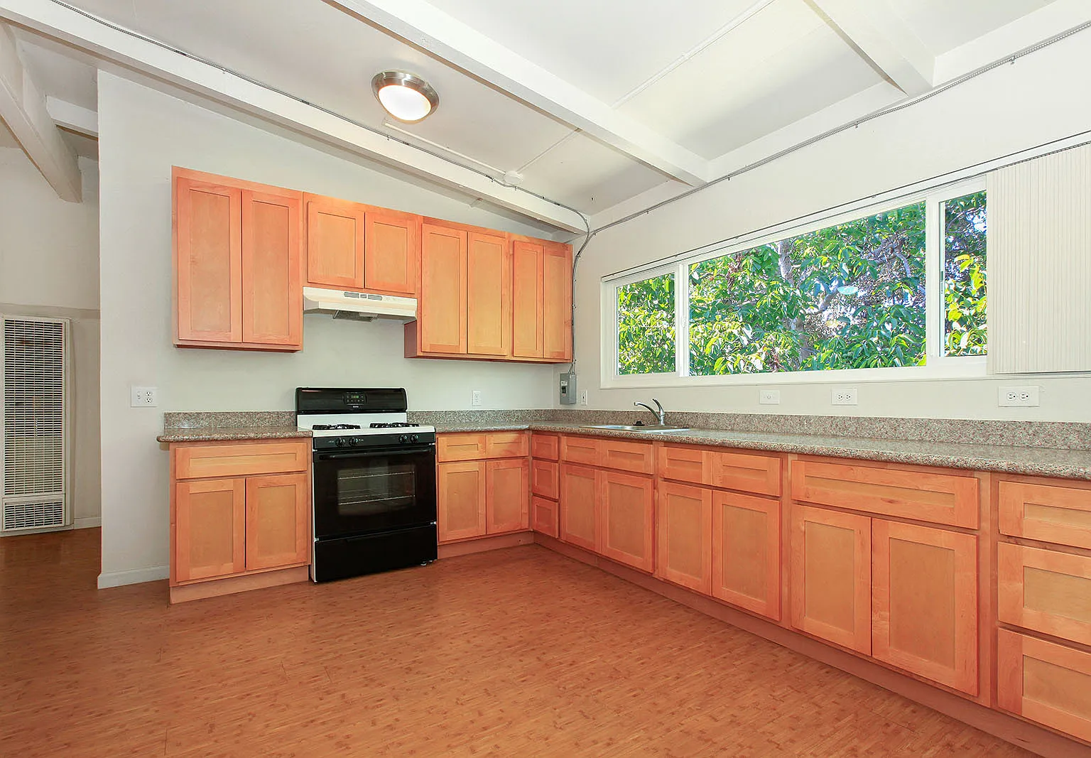 Fremont Park Apartments — Photo 2