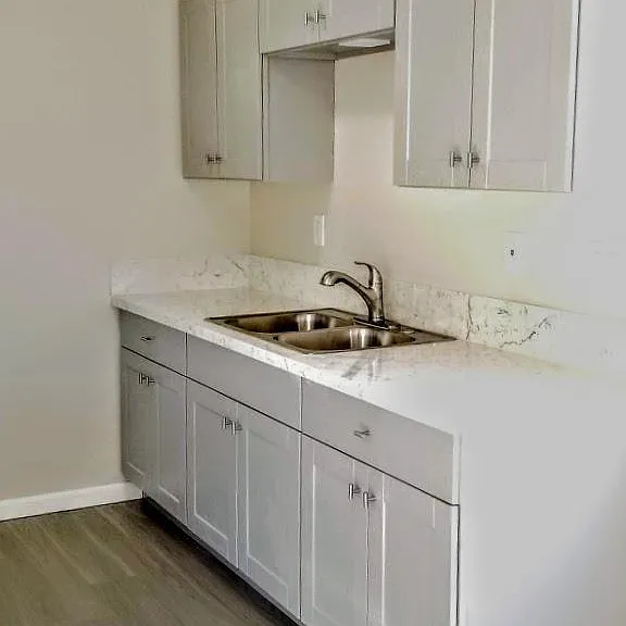4525 Hamilton St #18 — Photo 3