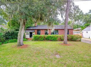 1524 Peachtree Cir S, Jacksonville, FL 32207