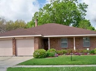 232 Sugarpine Dr, Gretna, LA 70056