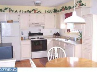 2077 Clover Mill Rd, Quakertown, PA 18951