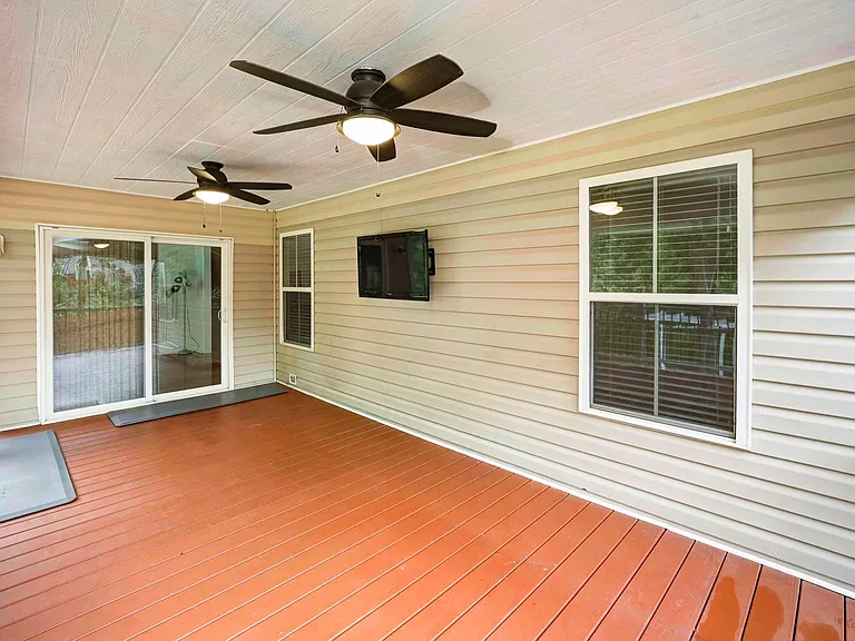 201 Hammock Dr — Photo 42