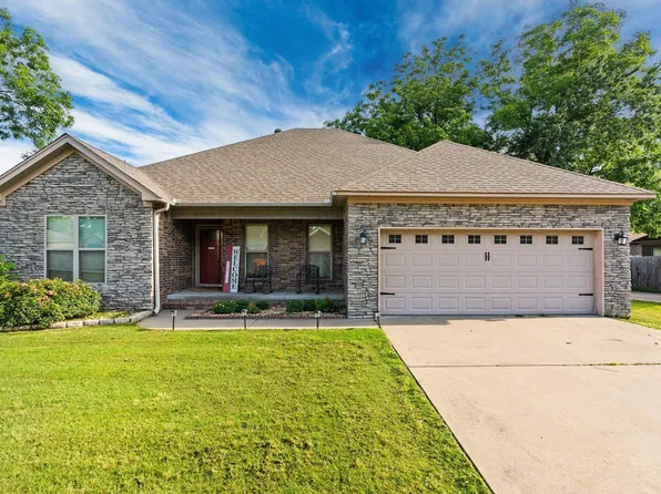 6 Jared Ln, Conway, AR 72032