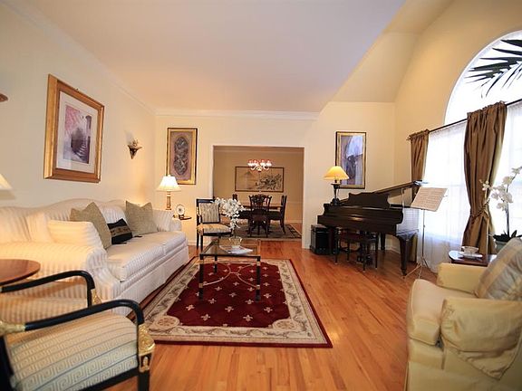 3rd image of 9376 Grace Lake Dr