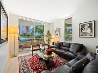 888 Brickell Key Dr APT 609, Miami, FL 33131