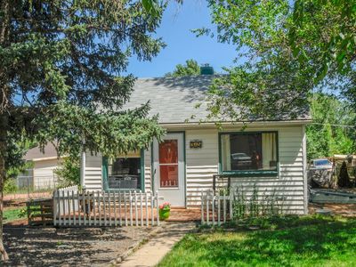915 S 24th St, Colorado Springs, CO, 80904