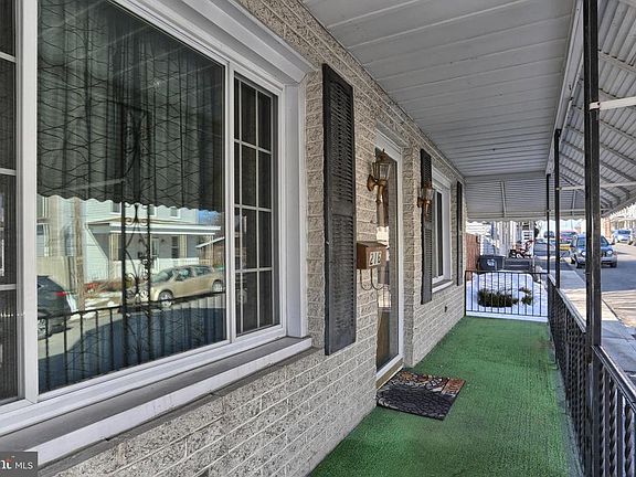 3rd image of 216 N Center St