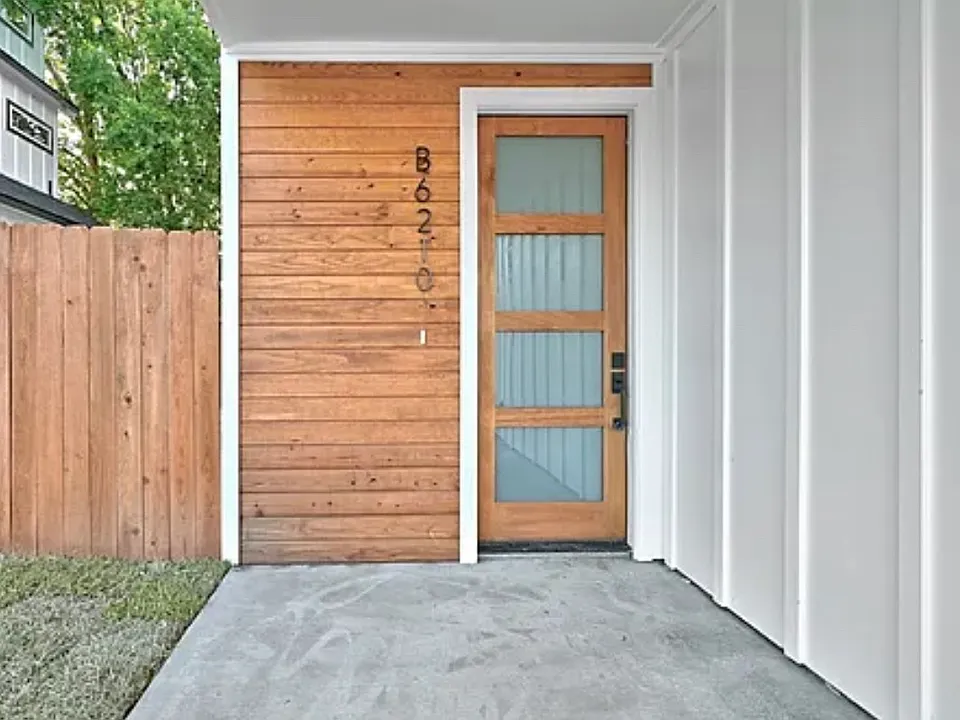 6210 Larch Ter #B