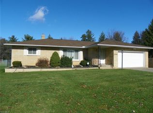 7250 Barton Hill Dr, Parma, OH 44129