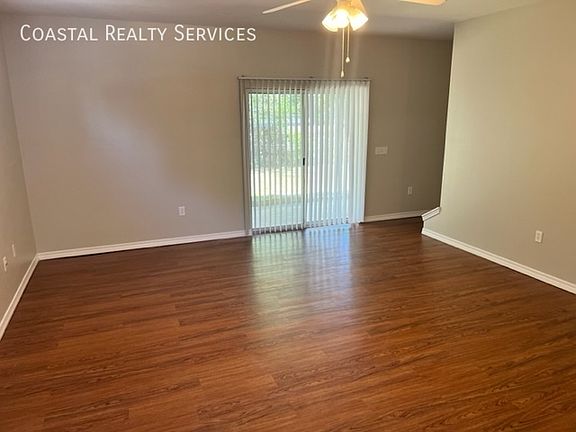 3rd image of 716 Powell Dr Unit 1