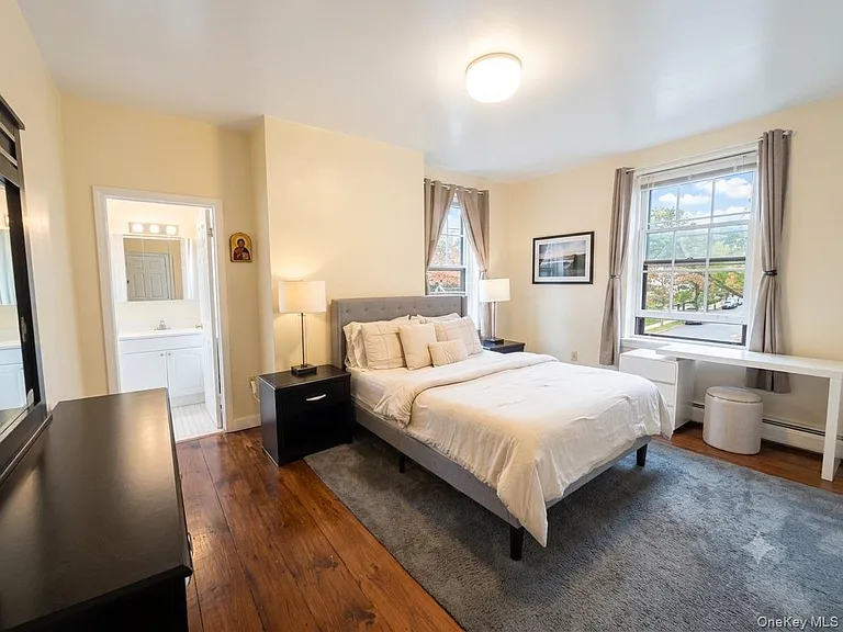113 Academy St — Photo 2