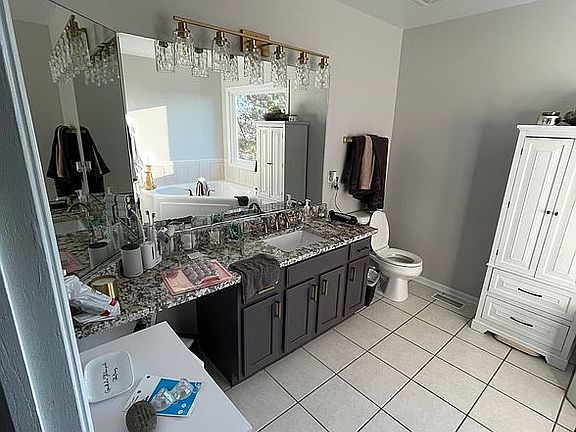 4th image of 22144 Pembrook Dr