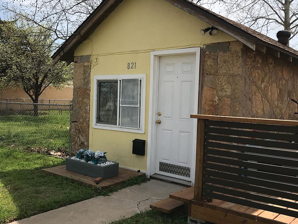 1st image of 821 14th St