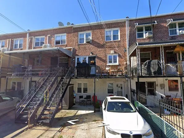 2721 Batchelder Street image 1 of 1