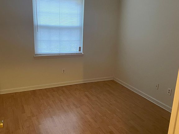 4th image of 5615 Hornaday Rd Unit F