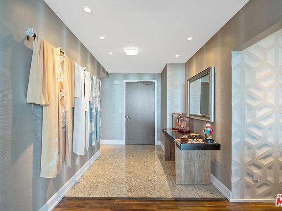 3rd image of 900 W Olympic Blvd Unit 47C