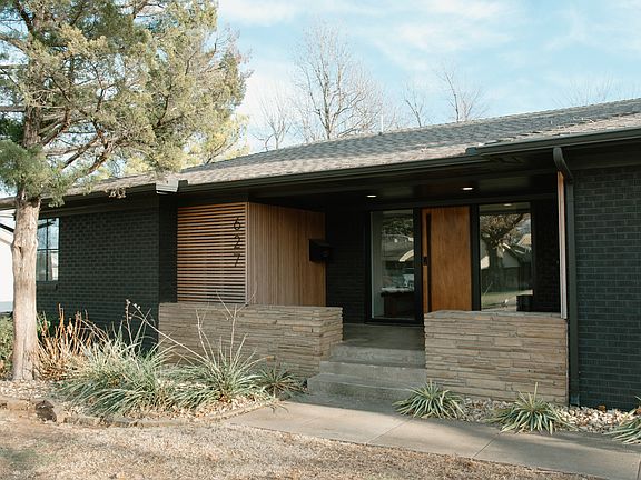 2nd image of 627 Timber Ln