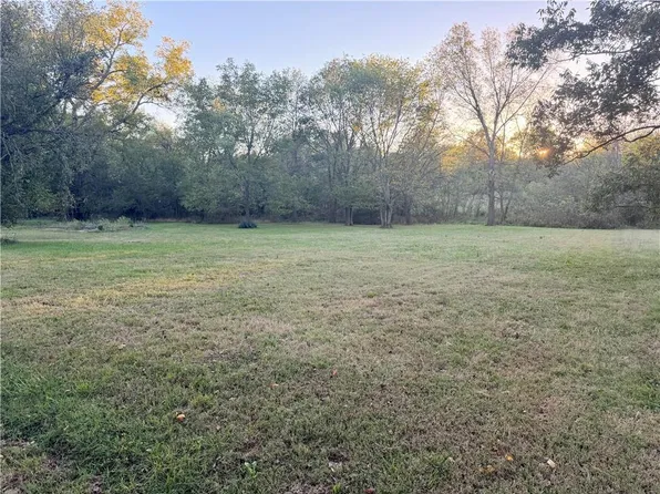 Allen St, Butler, MO 64730