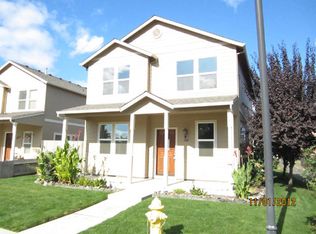 389 Cascade Dr, Central Point, OR 97502