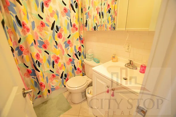 Rented by City Stop Realty | media 6