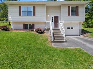 1147 Hannah St, Jackson, MO 63755