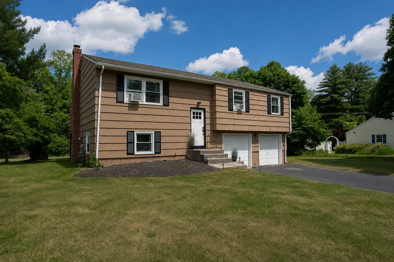 3 bed, 1500 sqft, $5,600 — Photo 3
