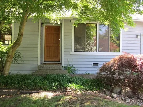 19509 55th Ave NE Photo 1