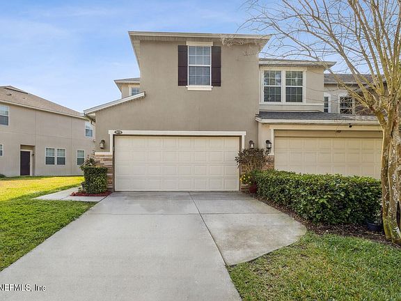 3rd image of 5975 BARTRAM VILLAGE Drive