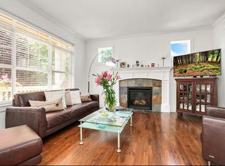 406 31st Ave E, Seattle, WA 98112