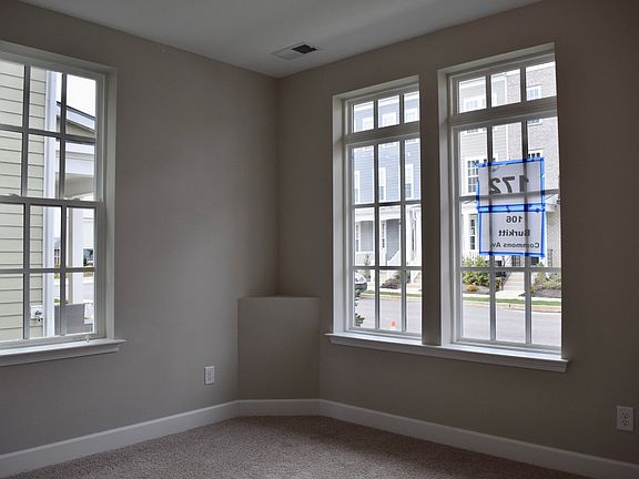5th image of 177 Burkitt Commons Ave