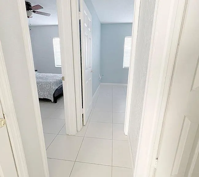 324 SW 22nd St — Photo 9